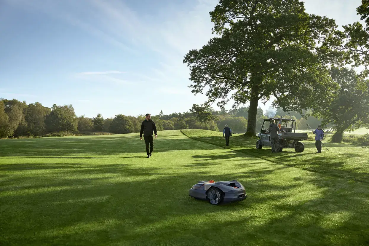 Husqvarna Automower 580L EPOS Pro Mähroboter 16.000m2 Low cut - Bild 5