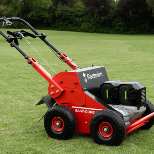 Redexim Easy-Core 4 (EGO Power Unit) Rasundflächebeluchter op Akku